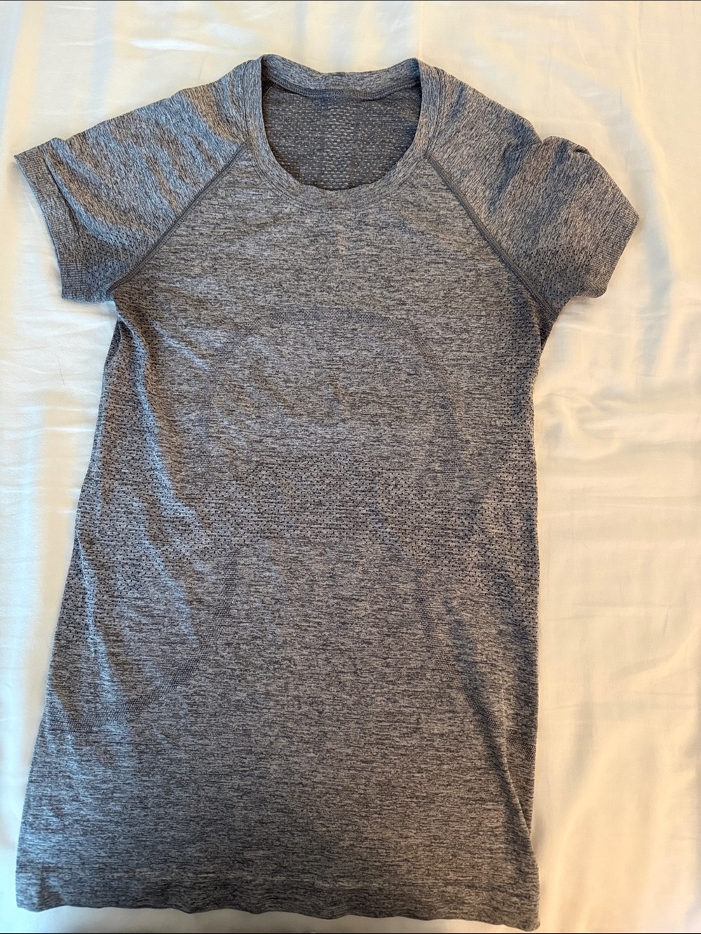 Women’s lululemon Short Sleeve Heathered Gray Performance Tee